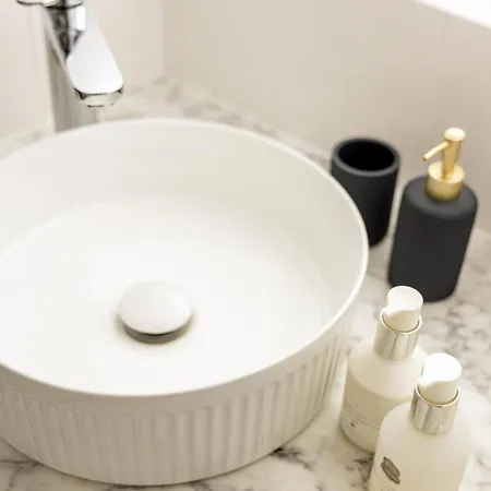 Cozy Poznanska Downtown Quiet Апартаменты Варшава