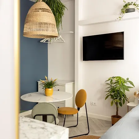 Апартаменты Cozy Poznanska Downtown Quiet *