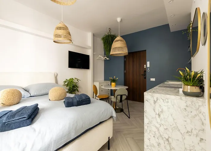 Cozy Poznanska Downtown Quiet Apartament *